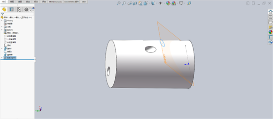 如何在圆柱表面建立斜孔？SOLIDWORKS来帮你！